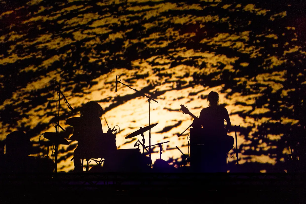 Watch Warpaint Play Live in Prague