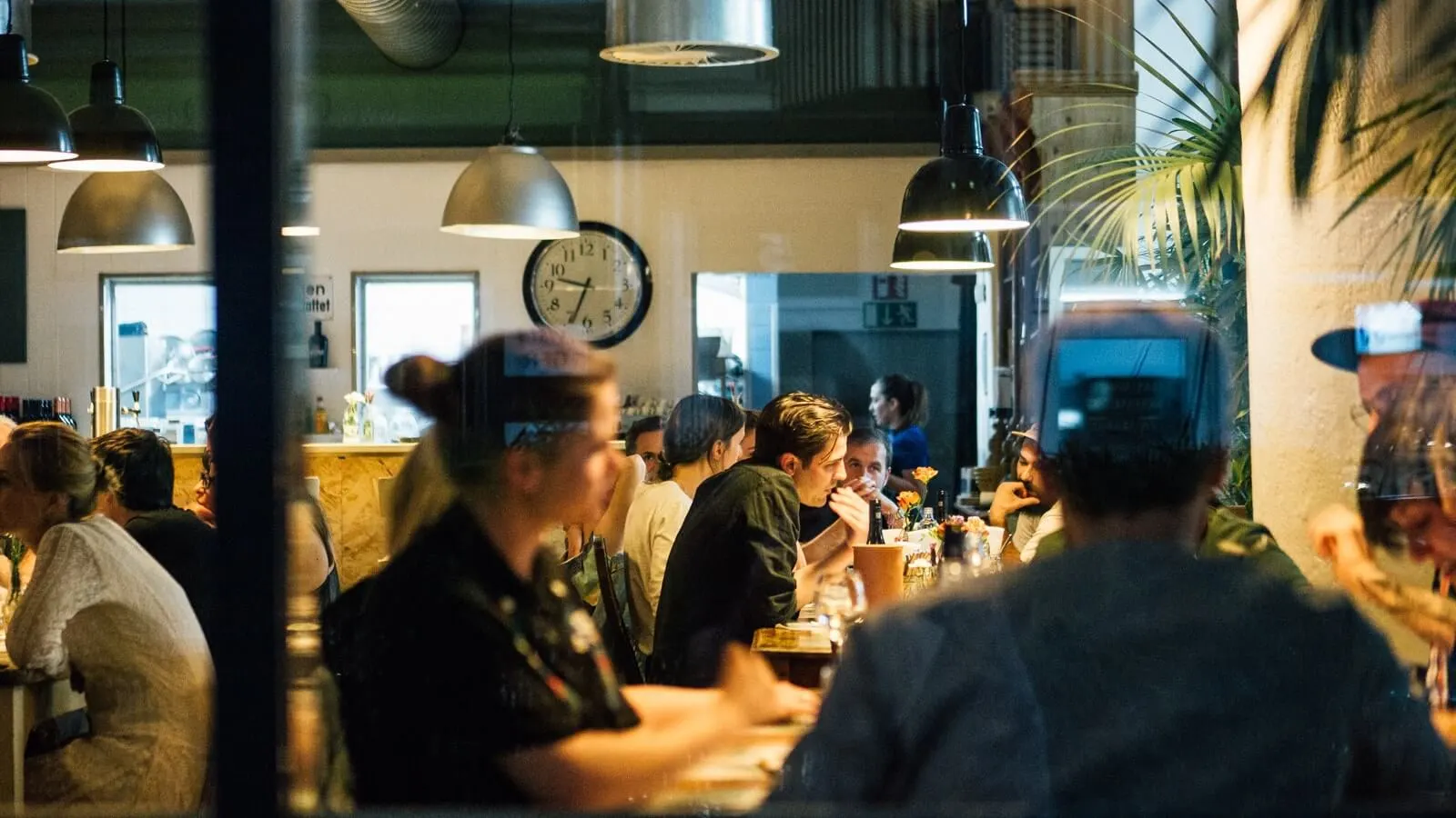 Clubbing Meets Gourmet Food At Düsseldorf Party Baka Gaijin