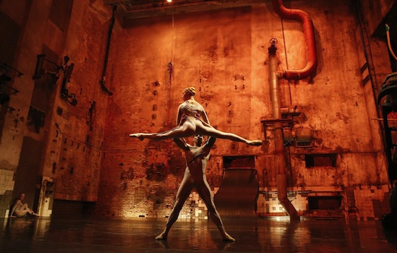 berghain masse techno ballet