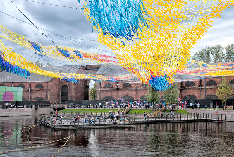 St. Petersburg’s 13 Best Clubs, Eateries And Off-Beat Cultural Hangouts