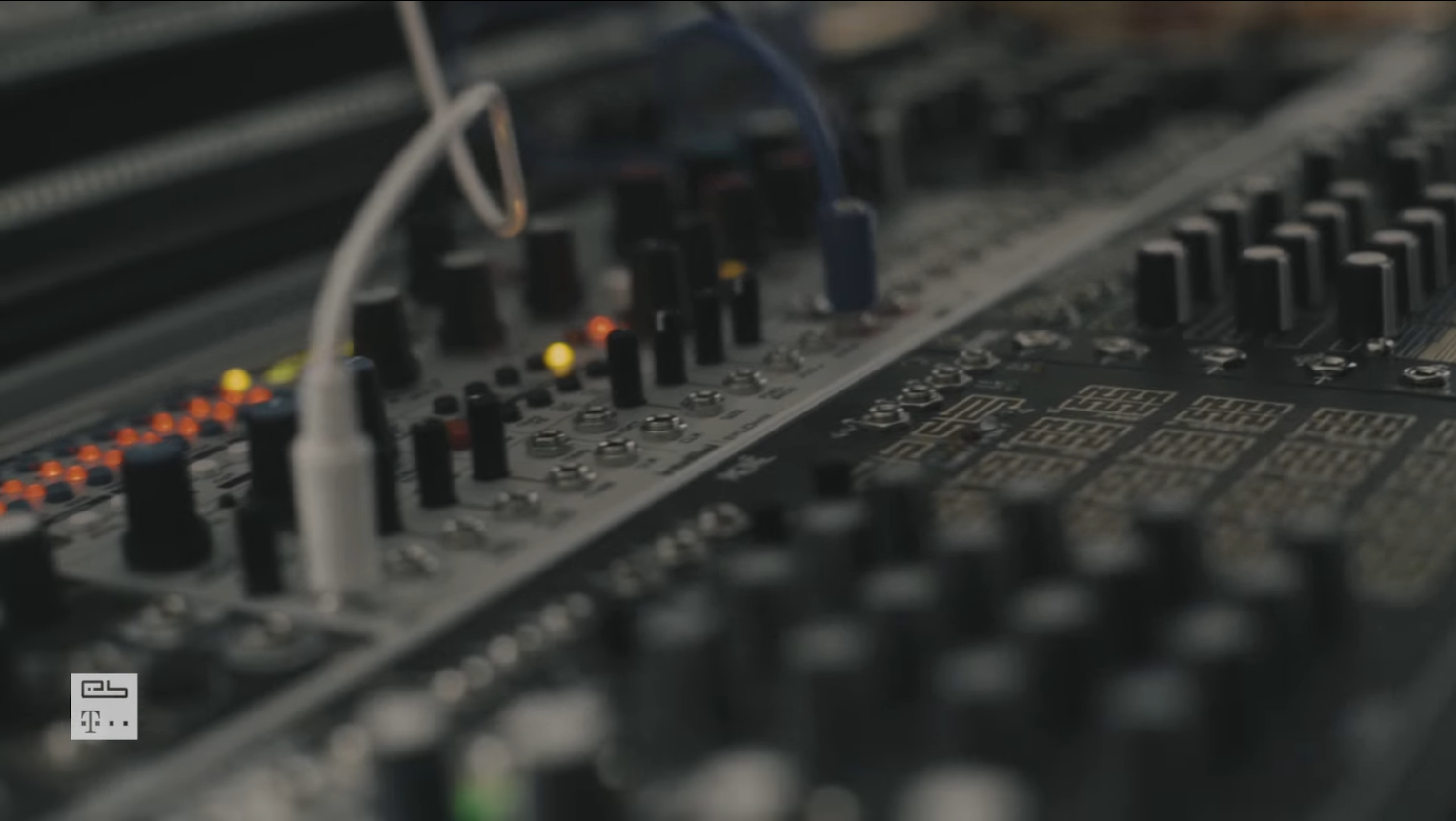 EB.TV Hungary #2 w/ Ábris