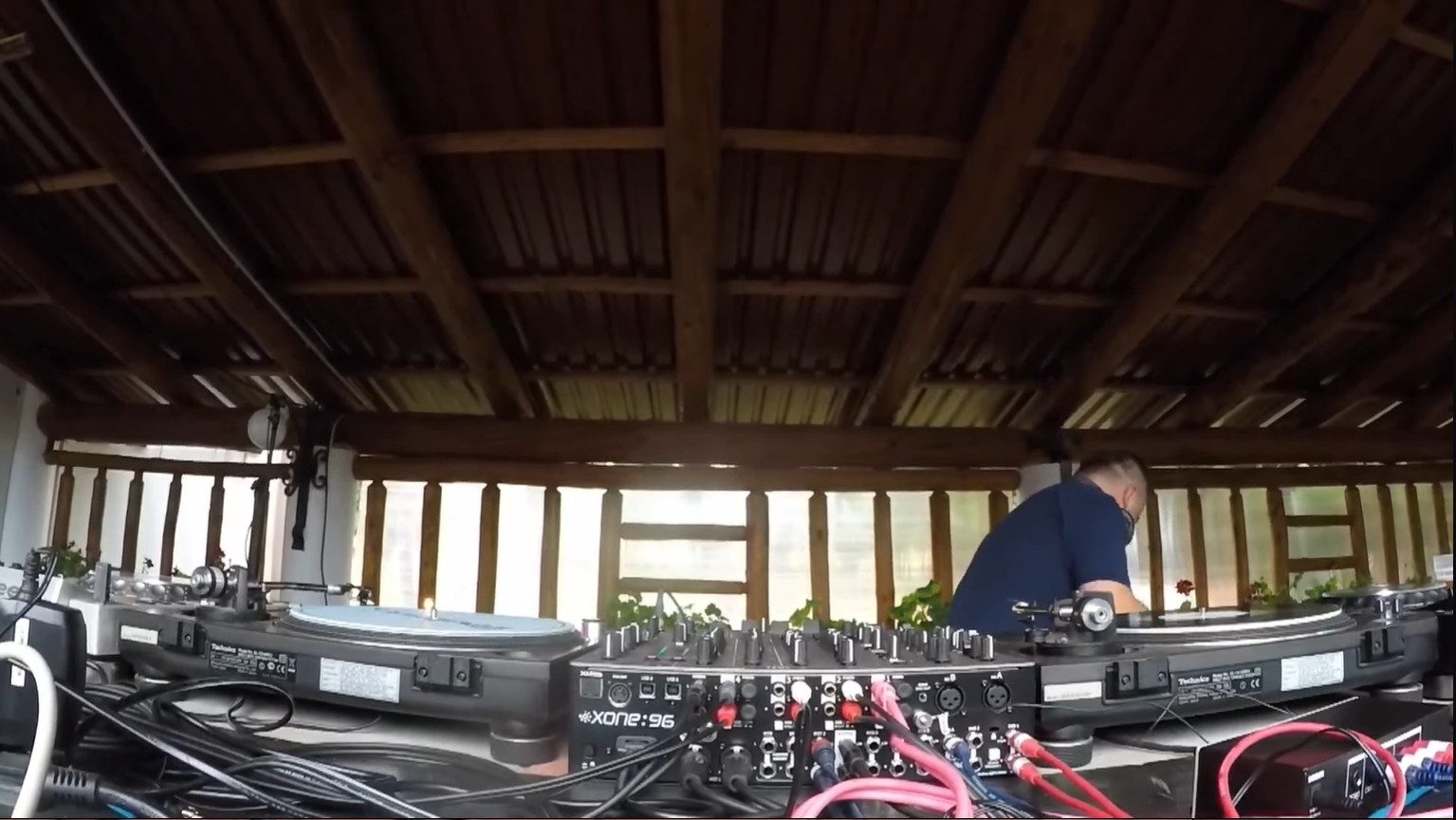 EB.MOST - Alkotótábor 16 x Telekom Electronic Beats Nyári Egyetem - S3A Dj szet