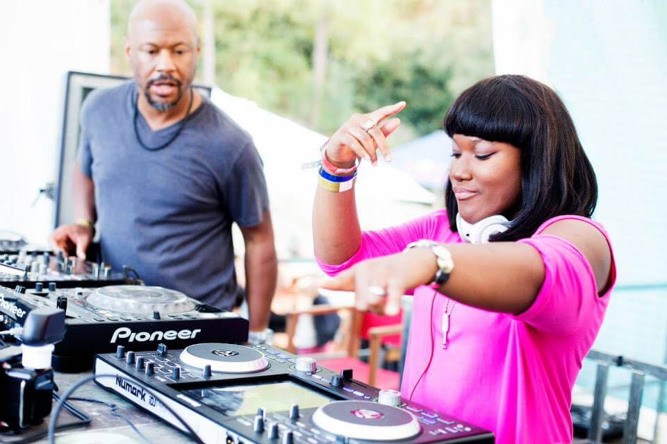 Robert Hood Lyric