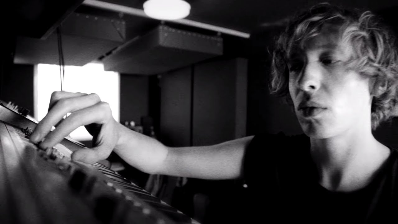Daniel Avery