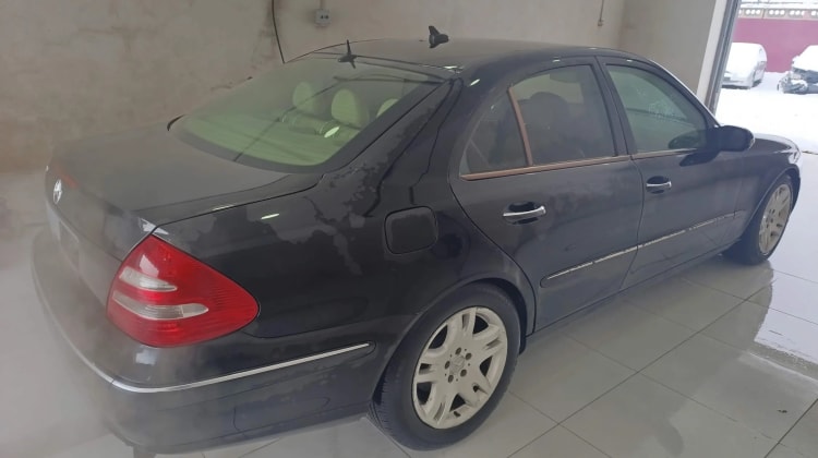 Mercedes-Benz E 500