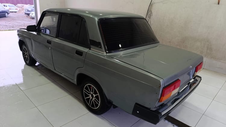 Lada 2107