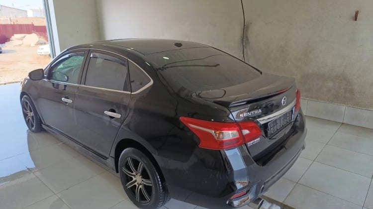 Nissan Sentra