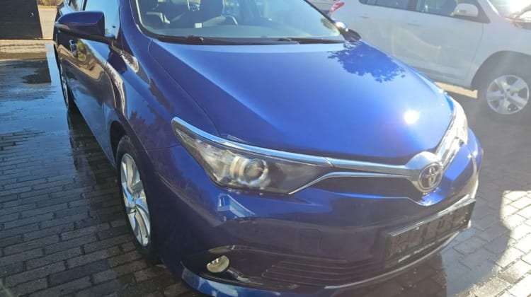 Toyota Auris Touring Sports