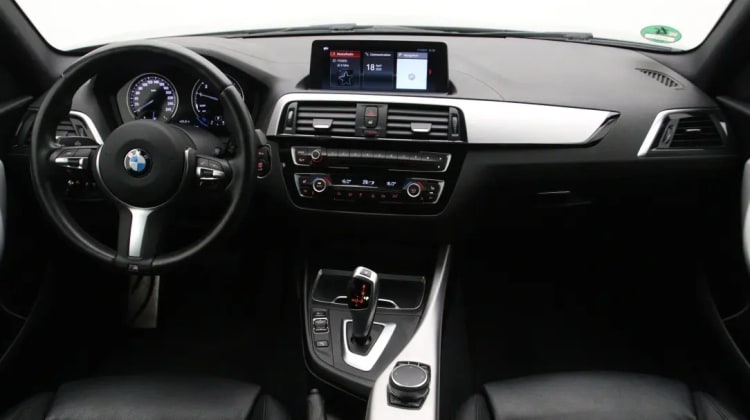 BMW 118