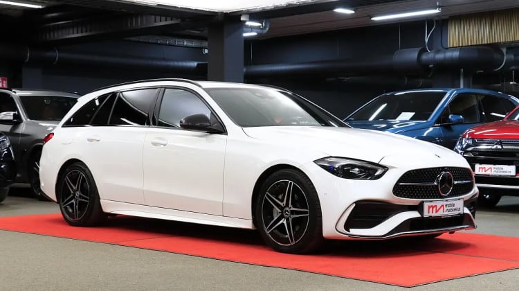 Mercedes-Benz C 220 preview
