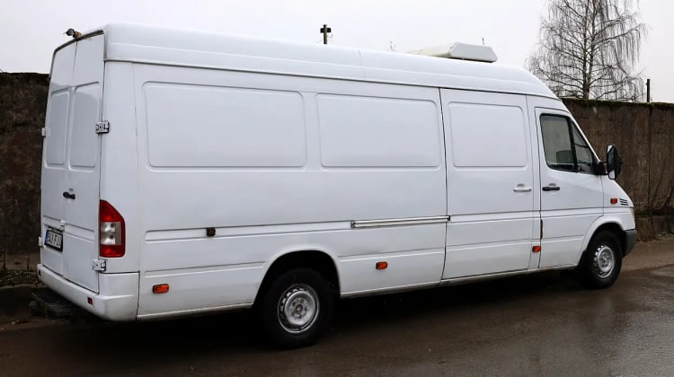 Mercedes-Benz Sprinter