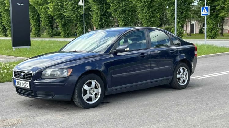 Volvo S40