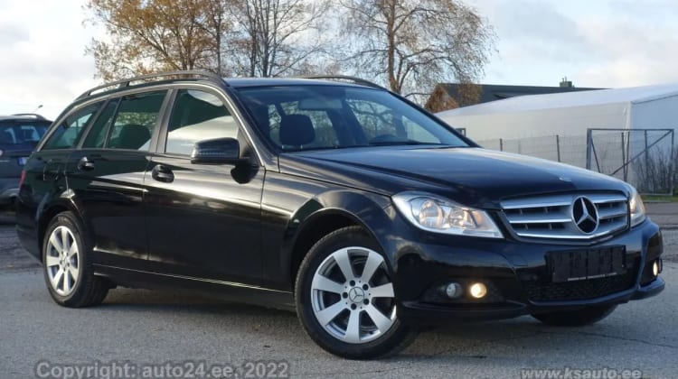 Mercedes-Benz C 200 preview