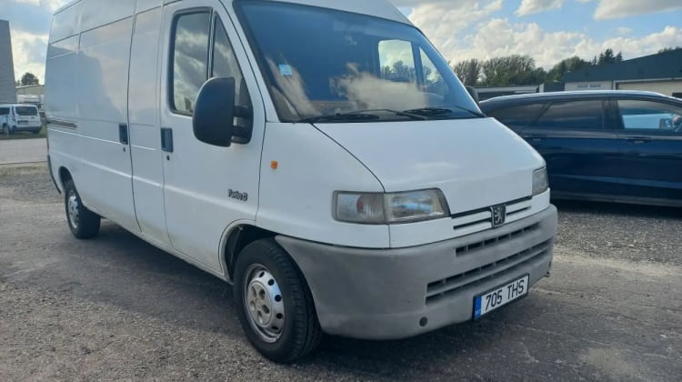 Peugeot Boxer preview