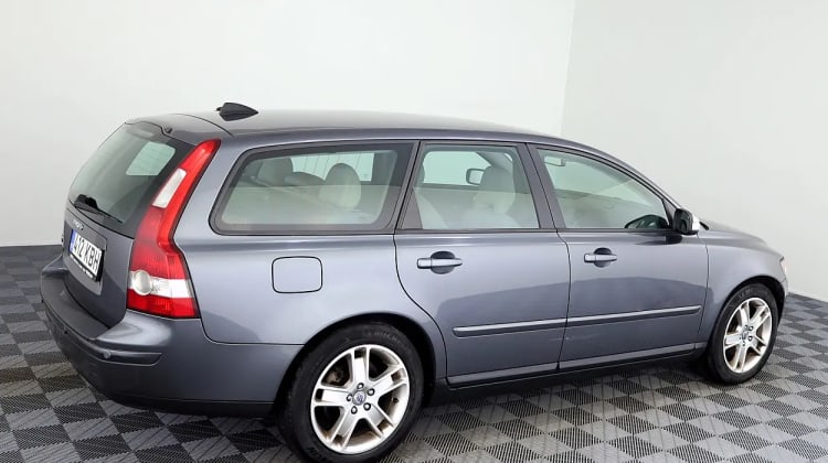 Volvo V50