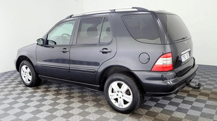 Mercedes-Benz ML 270