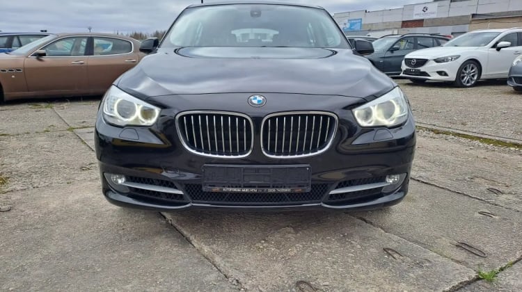 BMW 530