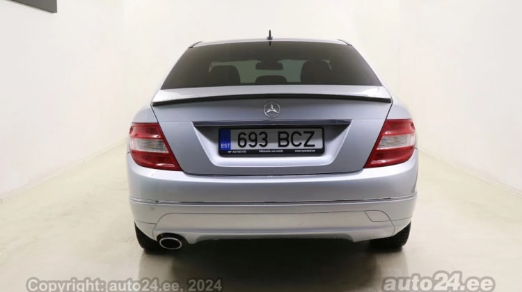 Mercedes-Benz C 220