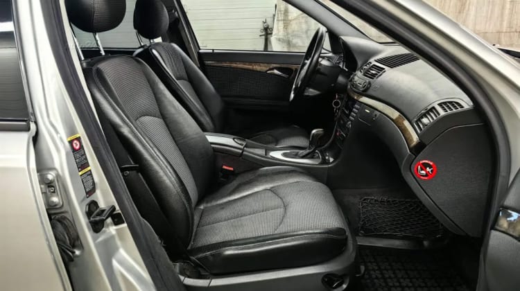 Mercedes-Benz E 270