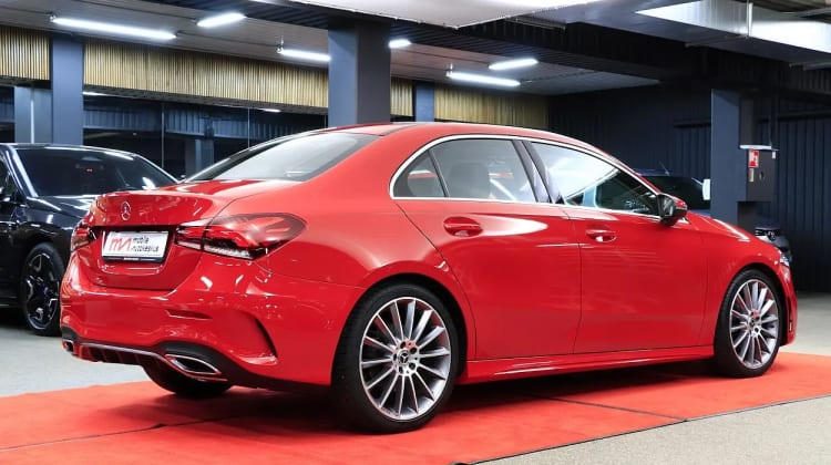 Mercedes-Benz A 200