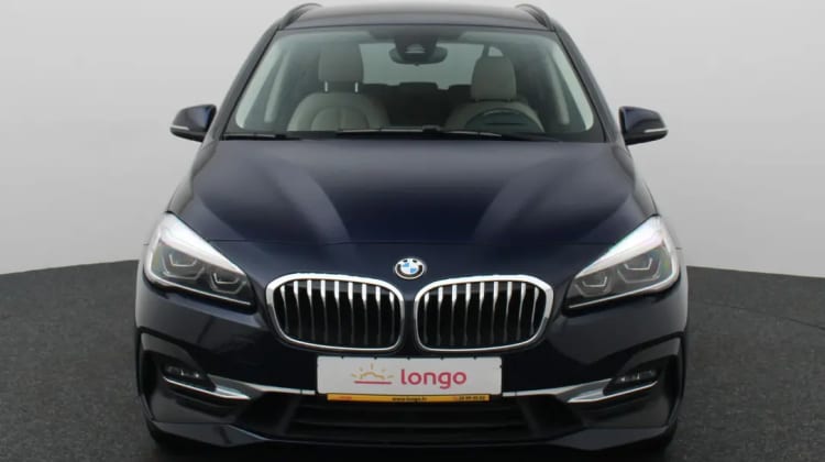 BMW 220