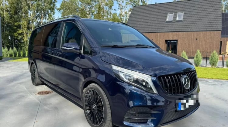Mercedes-Benz V 250 preview