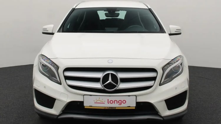 Mercedes-Benz GLA 220