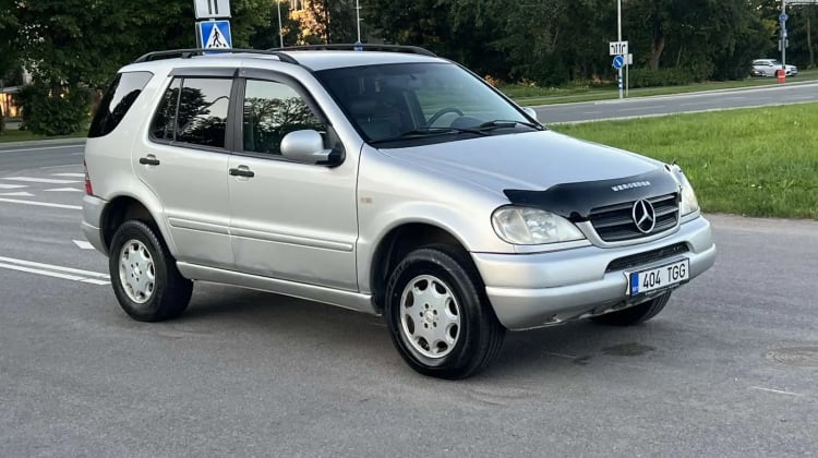 Mercedes-Benz ML 320