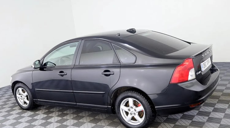 Volvo S40