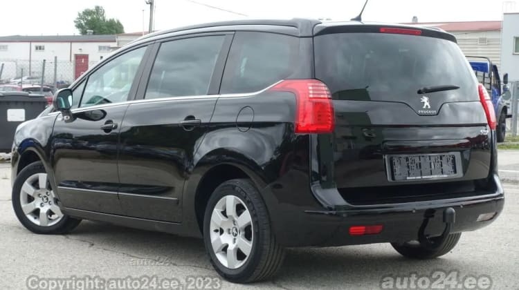 Peugeot 5008