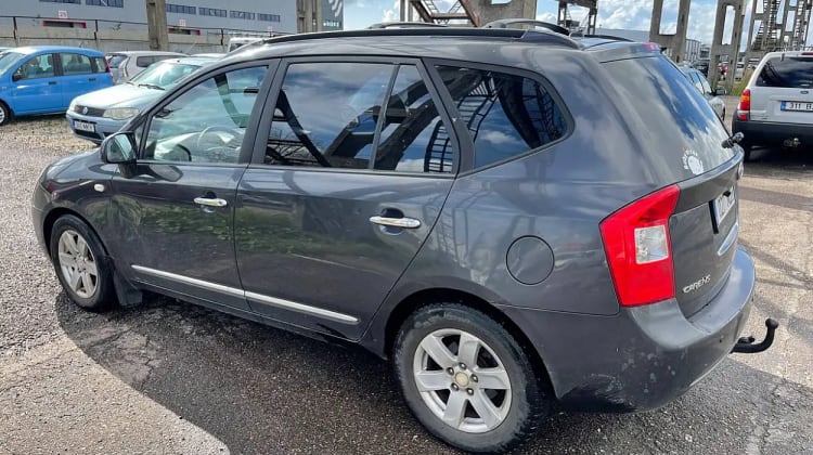 Kia Carens