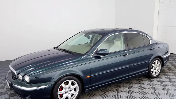 Jaguar X-Type