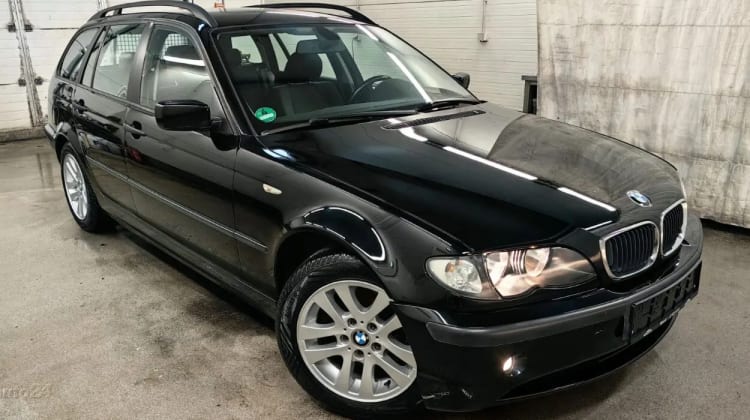 BMW 320