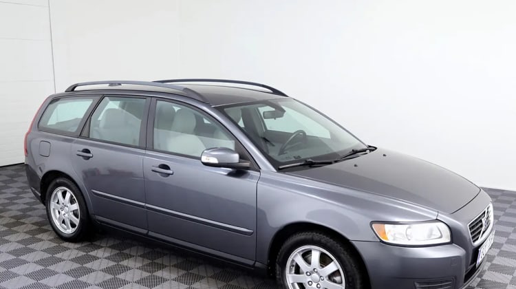 Volvo V50 preview