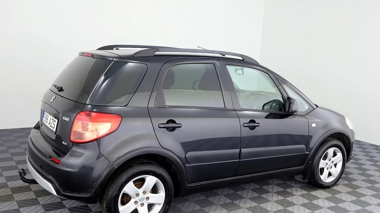 Suzuki SX4