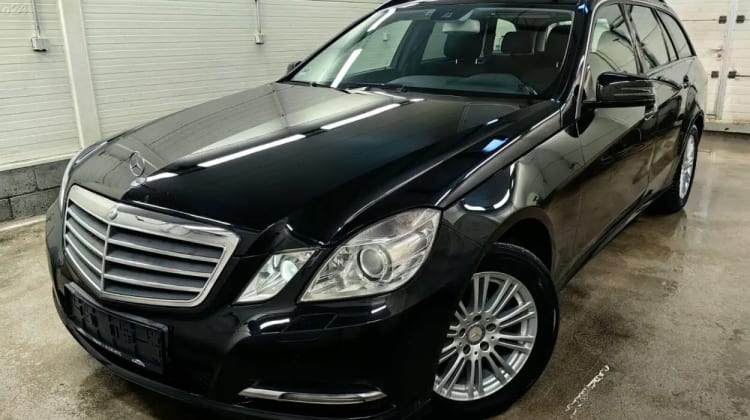 Mercedes-Benz E 220
