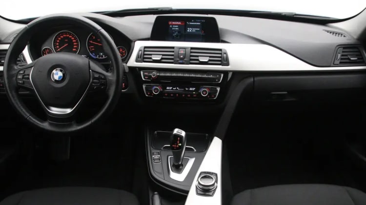 BMW 318