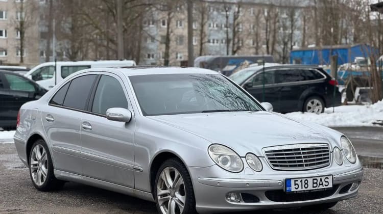 Mercedes-Benz E 320