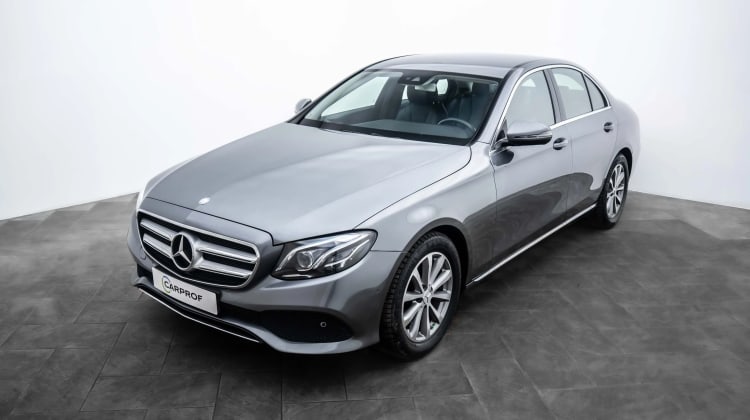 Mercedes-Benz E 220 preview