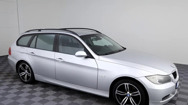 BMW 320 preview