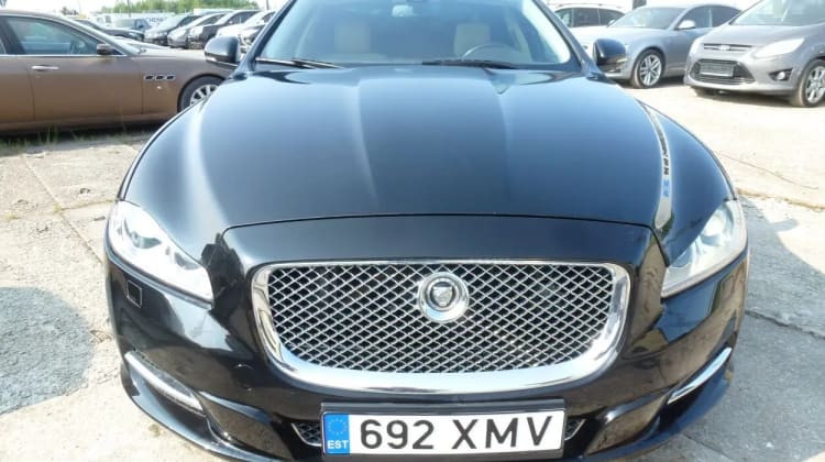 Jaguar XJ