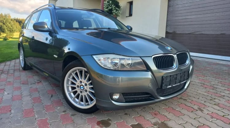 BMW 320