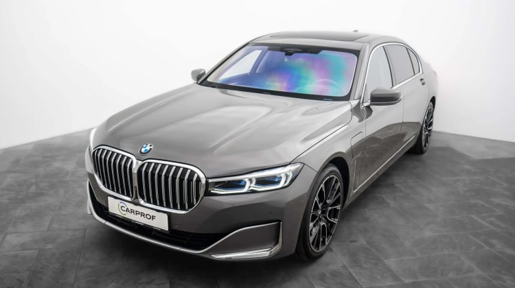BMW 745