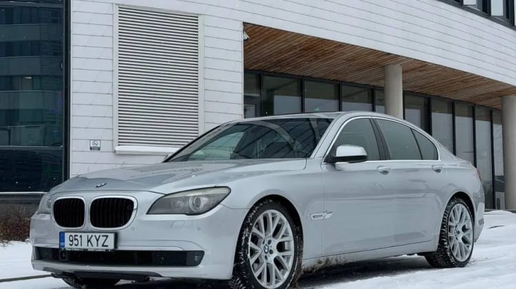 BMW 730
