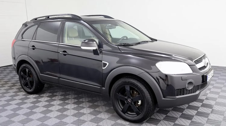 Chevrolet Captiva preview