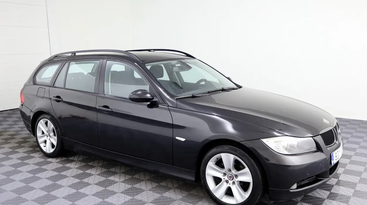 BMW 320 preview
