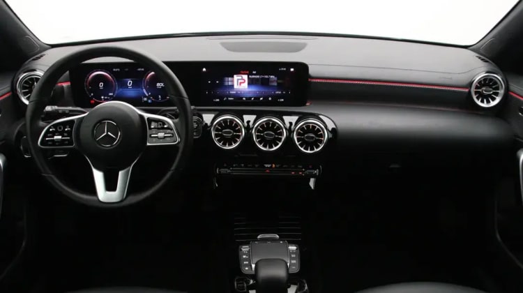 Mercedes-Benz CLA 180