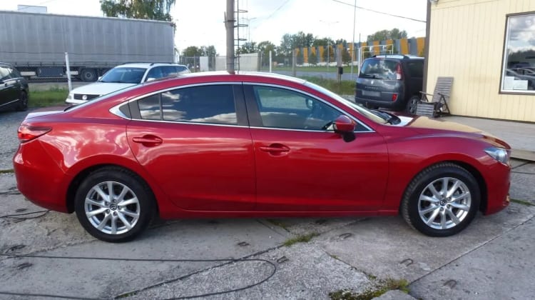 Mazda 6