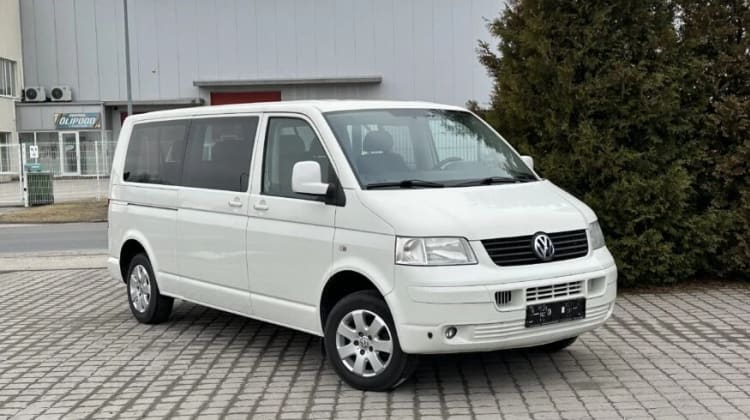 Volkswagen Caravelle preview
