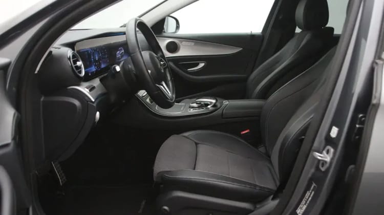 Mercedes-Benz E 220
